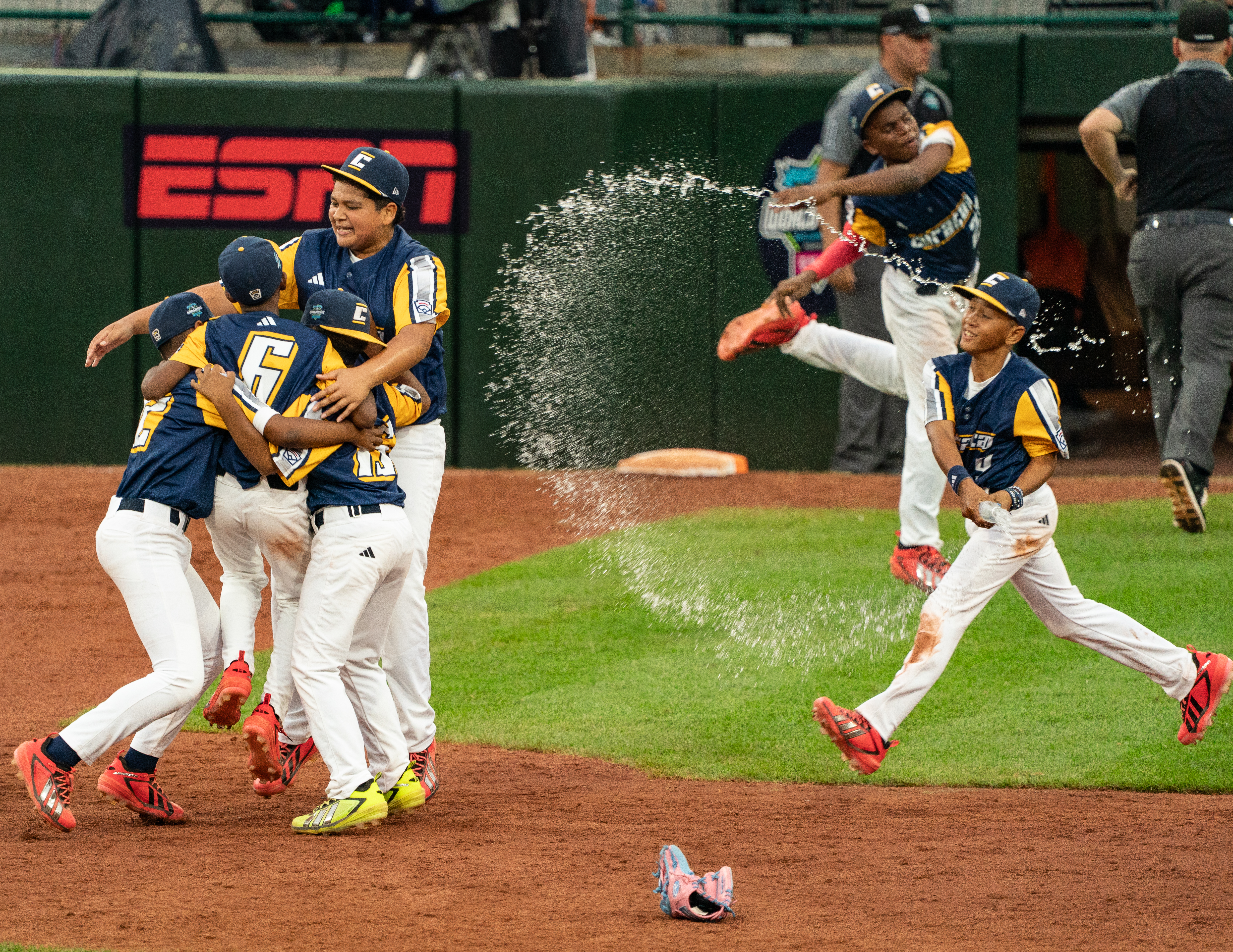 Curacao beats Nevada to win first LLWS title since 2004